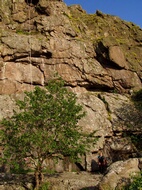 Стена альпинистов на Южном Буге 
